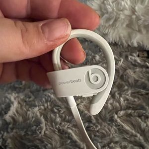Beats Powerbeats